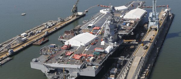 Hải quân Hoa Kỳ tiếp nhận hàng không mẫu hạm đắt giá nhất thế giới làm vũ khí (USS Gerald R. Ford) Hải quân Hoa Kỳ tiếp nhận hàng không mẫu hạm đắt giá nhất thế giới làm vũ khí (USS Gerald R. Ford) - Sputnik Việt Nam