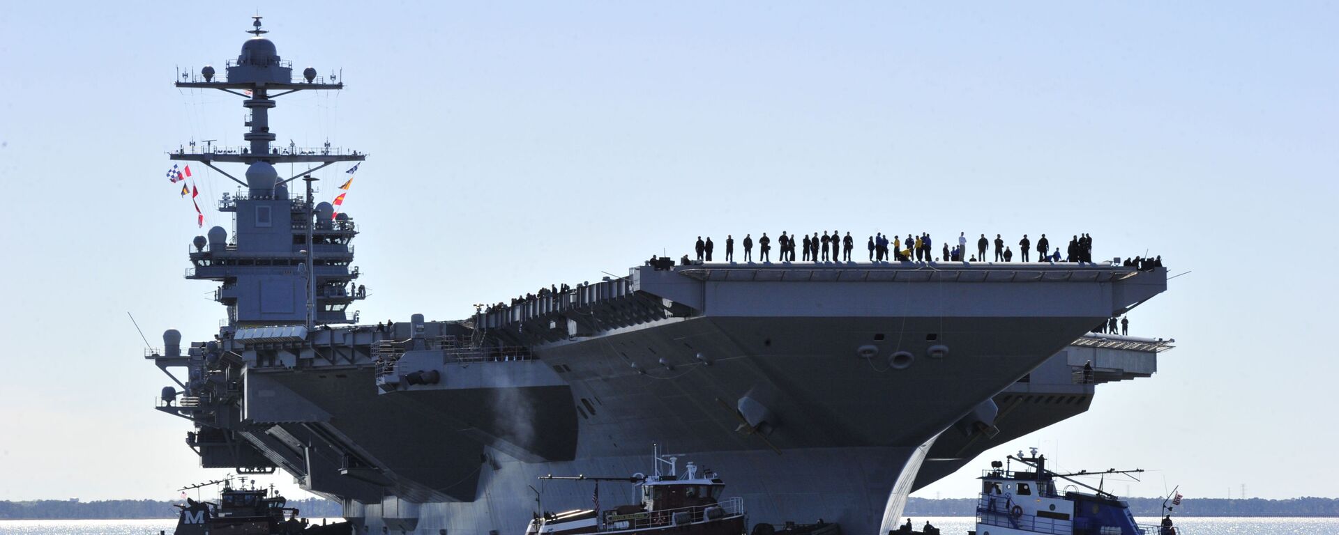 Hải quân Hoa Kỳ tiếp nhận hàng không mẫu hạm đắt giá nhất thế giới làm vũ khí (USS Gerald R. Ford) - Sputnik Việt Nam, 1920, 12.08.2021