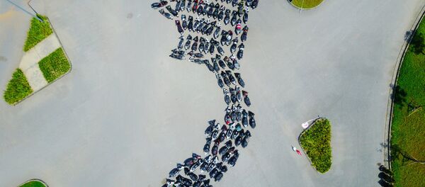 Ngày 4/6, tại Hà Nội, hàng trăm thành viên các câu lạc bộ SH trên toàn quốc đã có dịp tụ hội tại thủ đô nhân sự kiện Ngày hội SH toàn quốc. - Sputnik Việt Nam