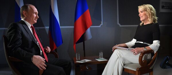 Megyn Kelly và Vladimir Putin - Sputnik Việt Nam