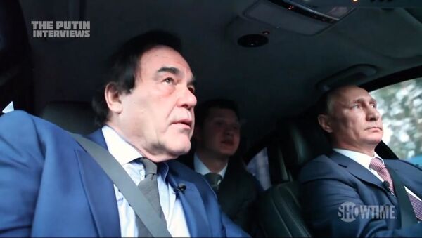 Phim của đạo diễn điện ảnh Mỹ Oliver Stone Phỏng vấn với Vladimir Putin - Sputnik Việt Nam