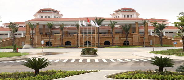 Lợi ích cái sân golf to hơn lợi ích quốc gia Lợi ích cái sân golf to hơn lợi ích quốc gia - Sputnik Việt Nam