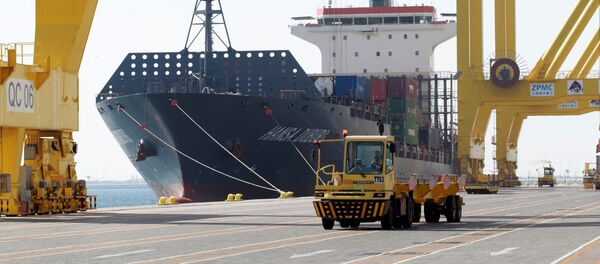 Hai tàu chiến Mỹ cập cảng Doha để tiến hành tập trận chung. Hai tàu chiến Mỹ cập cảng Doha để tiến hành tập trận chung. - Sputnik Việt Nam