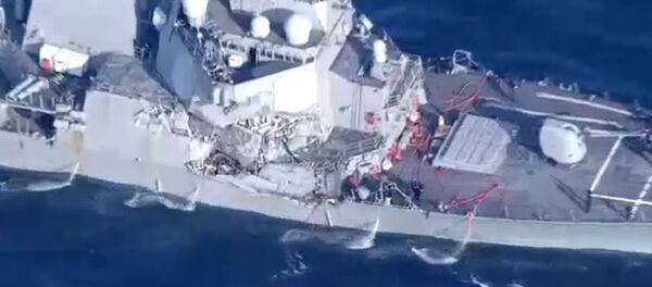 Damaged USS Fitzgerald - Sputnik Việt Nam