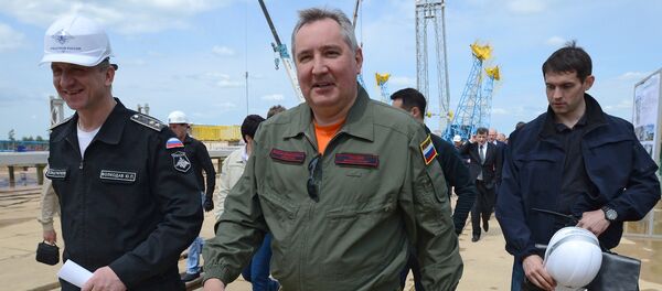 Chuyến thăm làm việc của ông Dmitry Rogozin đến sân bay vũ trụ “Vostok” khu vực Amur Chuyến thăm làm việc của ông Dmitry Rogozin đến sân bay vũ trụ “Vostok” khu vực Amur - Sputnik Việt Nam