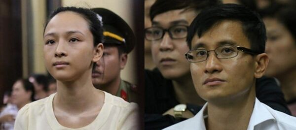 Bị cáo Phương Nga và nguyên đơn tại tòa Bị cáo Phương Nga và nguyên đơn tại tòa - Sputnik Việt Nam