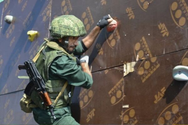 đặc nhiệm Nga sử dụng là AKS-74U đặc nhiệm Nga sử dụng là AKS-74U - Sputnik Việt Nam