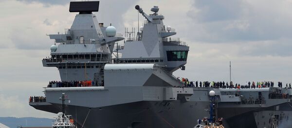 Tàu sân bay khổng lồ nhất của Hải quân Vương quốc Anh Queen Elizabeth - Sputnik Việt Nam