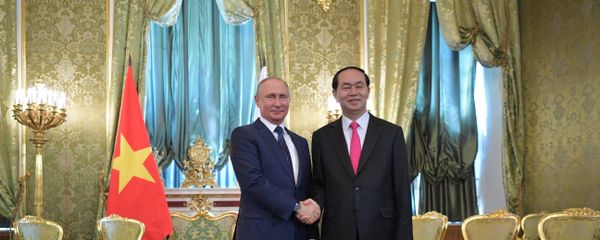 Tổng thống LB Nga Vladimir Putin và Chủ tịch CHXHCN Việt Nam Trần Đại Quang. - Sputnik Việt Nam