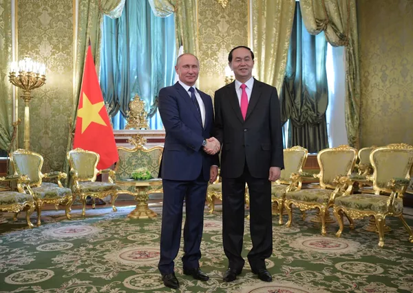 Tổng thống LB Nga Vladimir Putin và Chủ tịch CHXHCN Việt Nam Trần Đại Quang. Tổng thống LB Nga Vladimir Putin và Chủ tịch CHXHCN Việt Nam Trần Đại Quang. - Sputnik Việt Nam