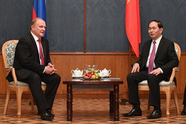 Ngày 29 tháng Sáu lãnh đạo Đảng Cộng sản Nga G.A. Zyuganov đã gặp Chủ tịch Việt Nam Trần Đại Quang. - Sputnik Việt Nam