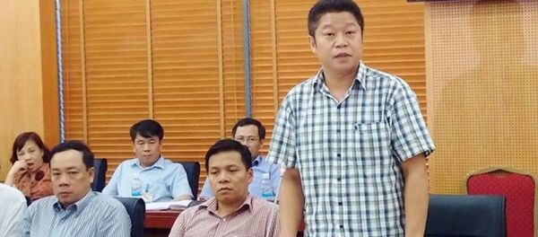 Ông Nguyễn Mạnh Khương nói ông Phạm Sỹ Quý chỉ thiếu chứng chỉ quản lý nhà nước hệ chuyên viên chính và đã khắc phục. - Sputnik Việt Nam