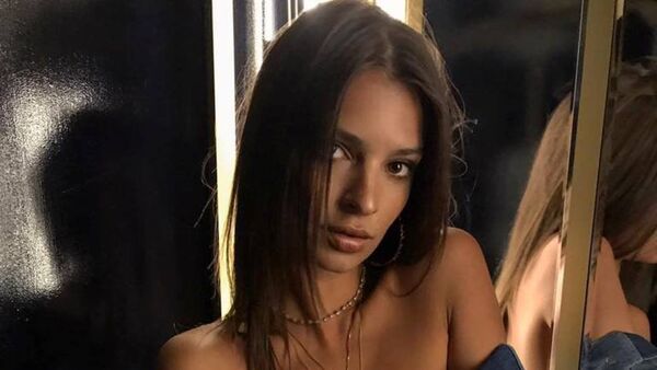 Emily Ratajkowski - Sputnik Việt Nam