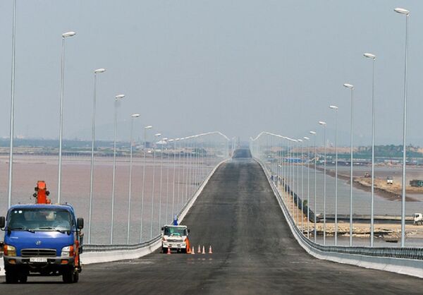 Dự án đường ô tô vượt biển Tân Vũ - Lạch Huyện (Hải Phòng) lộ nhiều sai sót kỹ thuật. - Sputnik Việt Nam