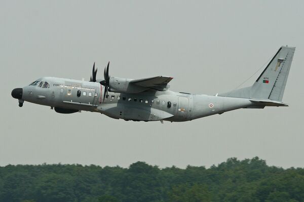 Bộ Quốc phòng Việt Nam đẩy nhanh tiến độ mua máy bay vận tải mới? Bộ Quốc phòng Việt Nam đẩy nhanh tiến độ mua máy bay vận tải mới? - Sputnik Việt Nam