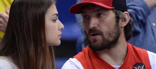Aleksandr Ovechkin và người mẫu Anastasia Shubskaya - Sputnik Việt Nam