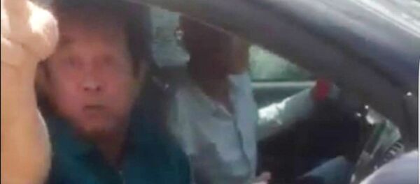 Ông Bảy Liêm bị cho là người lớn tiếng xúc phạm cảnh sát giao thông. - Sputnik Việt Nam