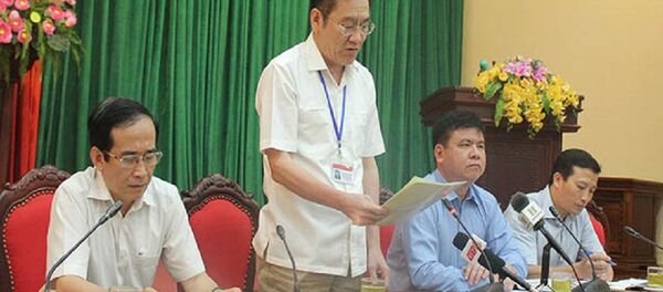 Ông Đặng Hồng Thái - Phó Chủ tịch UBND quận Thanh Xuân báo cáo sự việc tại cuộc giao ban báo chí Thành ủy Hà Nội chiều 18.7 Ông Đặng Hồng Thái - Phó Chủ tịch UBND quận Thanh Xuân báo cáo sự việc tại cuộc giao ban báo chí Thành ủy Hà Nội chiều 18.7 - Sputnik Việt Nam