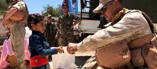 Trung tâm Nga về hòa giải các bên tham chiến cung cấp viện trợ nhân đạo đến tỉnh Quneitra của Syria. Trung tâm Nga về hòa giải các bên tham chiến cung cấp viện trợ nhân đạo đến tỉnh Quneitra của Syria. - Sputnik Việt Nam