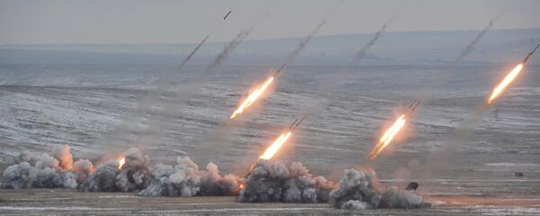 Hệ thống súng phun lửa hạng nặng Solntsepek” Hệ thống súng phun lửa hạng nặng Solntsepek” - Sputnik Việt Nam