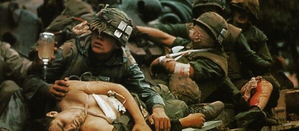 Hình ảnh đẫm máu của binh lính Mỹ Hình ảnh đẫm máu của binh lính Mỹ - Sputnik Việt Nam