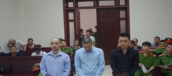 Các bị cáo tại phiên tòa phúc thẩm chiều nay Các bị cáo tại phiên tòa phúc thẩm chiều nay - Sputnik Việt Nam