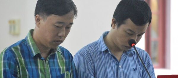 Hai bị cáo Linh, Thế tại tòa - Sputnik Việt Nam