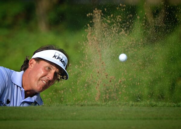 Tay golf chuyên nghiệp Mỹ Phil Mickelson. - Sputnik Việt Nam