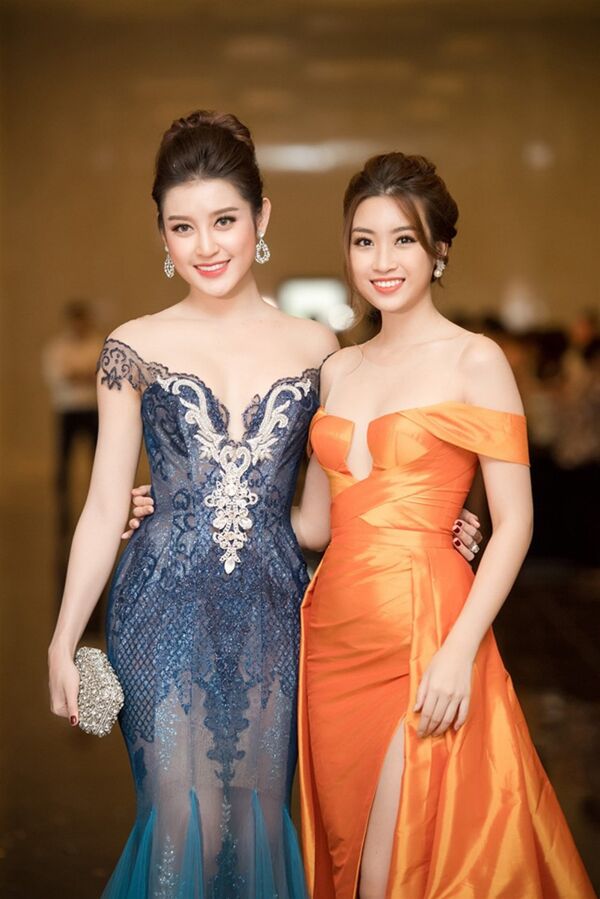 Hoa hậu Đỗ Mỹ Linh, Á hậu Huyền My: Ai gợi cảm hơn? Hoa hậu Đỗ Mỹ Linh, Á hậu Huyền My: Ai gợi cảm hơn? - Sputnik Việt Nam