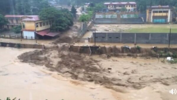 Lũ quét kinh hoàng nhất lịch sử tại Mù Cang Chải, Yên Bái - Sputnik Việt Nam