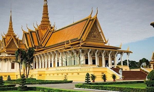 Chùa Prắc-Huy-Hia, tọa lạc tại tỉnh Prắc-Huy-Hia, Campuchia (ông Trầm Bê bỏ ra khoảng 12 tỷ để xây dựng). Chùa Prắc-Huy-Hia, tọa lạc tại tỉnh Prắc-Huy-Hia, Campuchia (ông Trầm Bê bỏ ra khoảng 12 tỷ để xây dựng). - Sputnik Việt Nam