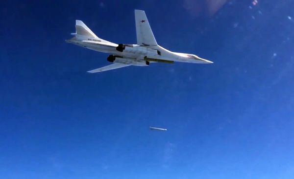Máy bay ném bom chiến lược Tu-160 - Sputnik Việt Nam
