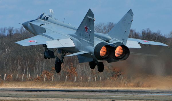 MIG-31 – chiến đấu cơ đánh chặn siêu thanh tầm xa. - Sputnik Việt Nam