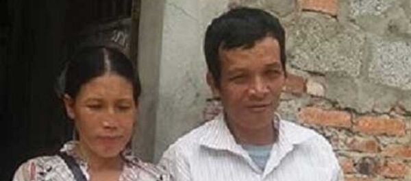 Vợ chồng anh Tám đã đi tìm con gái nhiều ngày qua. - Sputnik Việt Nam