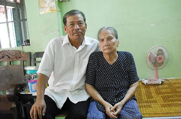 Mẹ và anh trai Đại tá Lý Đại Bàng. Mẹ và anh trai Đại tá Lý Đại Bàng. - Sputnik Việt Nam