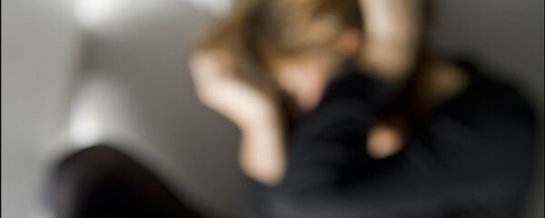 Cô gái khóc Cô gái khóc - Sputnik Việt Nam