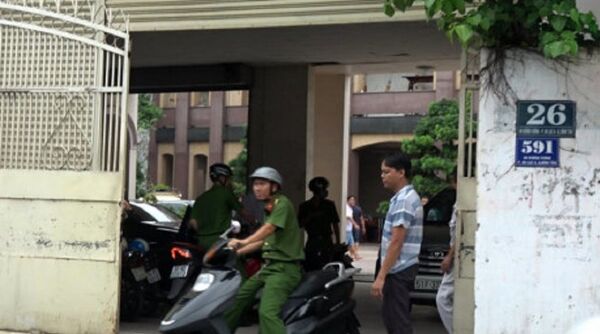 Cơ quan chức năng khám xét nhà ông Trầm Bê - Sputnik Việt Nam