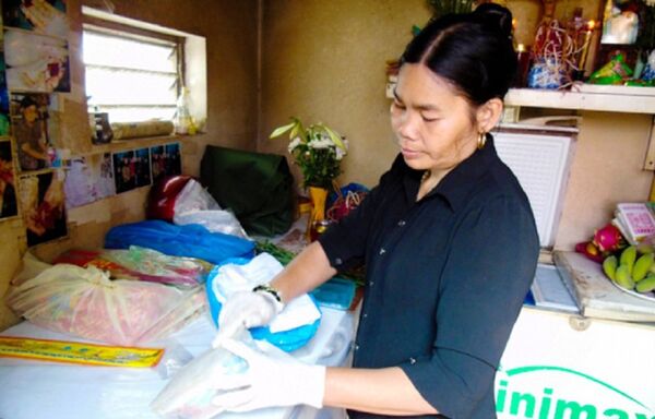 Bà Đỗ Thị Cúc người 10 năm qua chôn cất hơn 5 vạn xác hài nhi xấu số - Sputnik Việt Nam