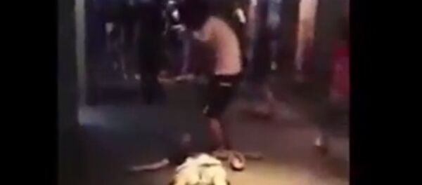 Hai thanh niên nghi ngáo đá: Một người bất tỉnh, một người nhảy múa liên tục trong rạp chiếu phim - Sputnik Việt Nam