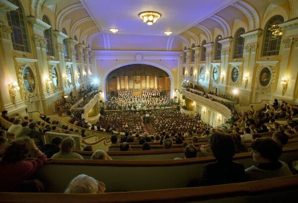 Liên Xô năm 1985 và nước Nga năm 2017 qua con mắt một người Mỹ Liên Xô năm 1985 và nước Nga năm 2017 qua con mắt một người Mỹ - Sputnik Việt Nam