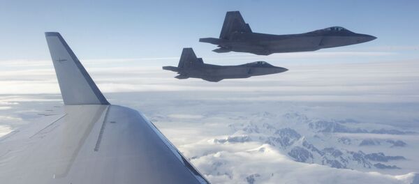 Máy bay chiến đấu F-22 - Sputnik Việt Nam