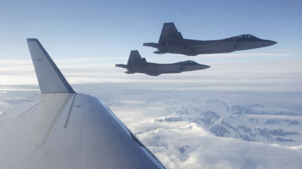 Máy bay chiến đấu F-22  - Sputnik Việt Nam