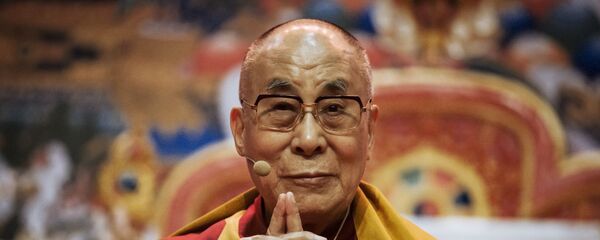 Духовный лидер буддистов Далай-лама XIV - Sputnik Việt Nam