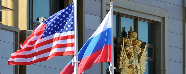 Cờ Nga và Mỹ - Sputnik Việt Nam