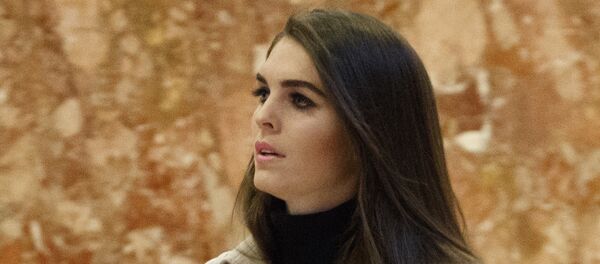 Hope Hicks Hope Hicks - Sputnik Việt Nam