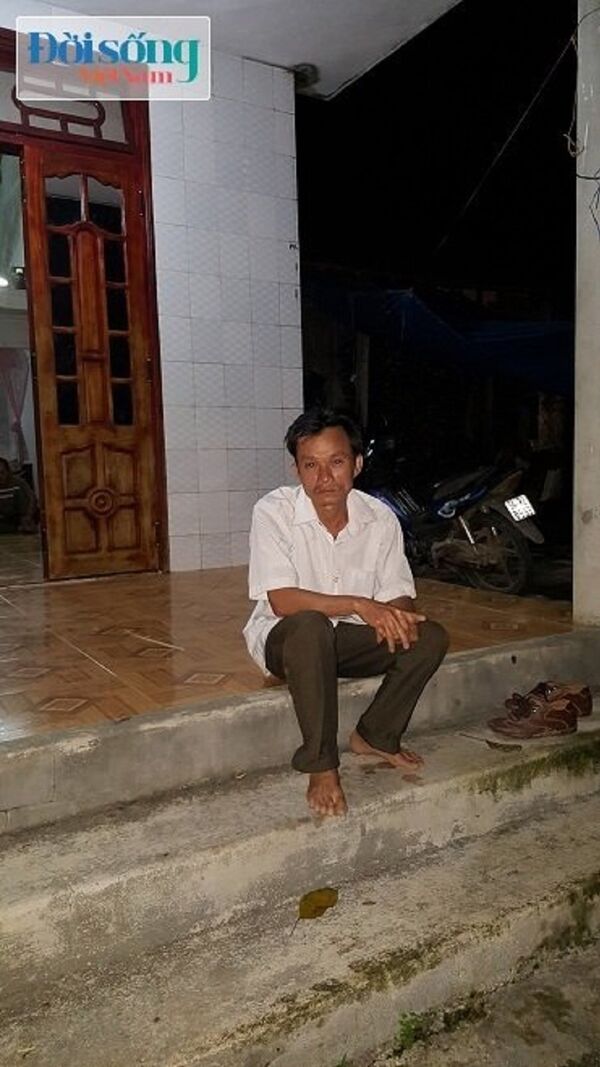 Nhắc đến vụ thảm sát, ông Hòa vẫn vô cùng sợ hãi Nhắc đến vụ thảm sát, ông Hòa vẫn vô cùng sợ hãi - Sputnik Việt Nam