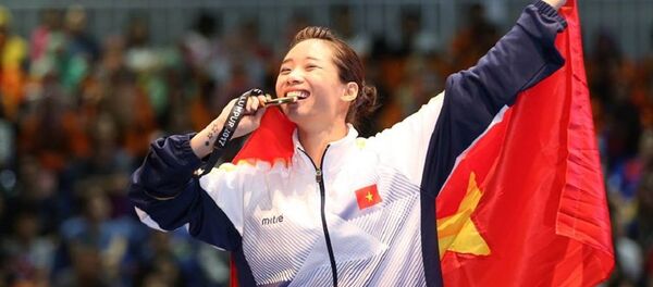 Dương Thúy Vi - Sputnik Việt Nam