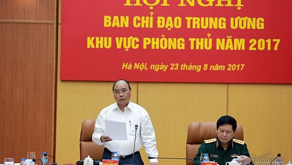 Thủ tướng Nguyễn Xuân Phúc chủ trì hội nghị. - Sputnik Việt Nam