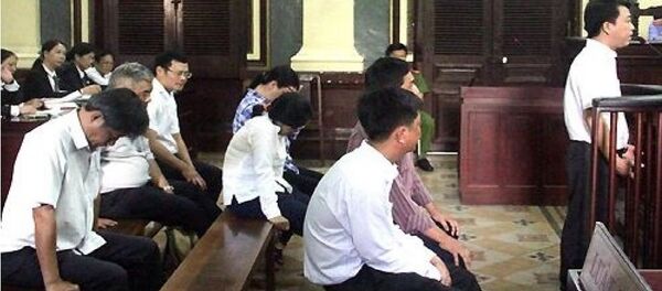 Các bị cáo xin HĐXX giảm nhẹ hình phạt. - Sputnik Việt Nam
