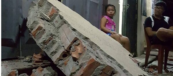 Hiện trường của vụ sập tường. - Sputnik Việt Nam